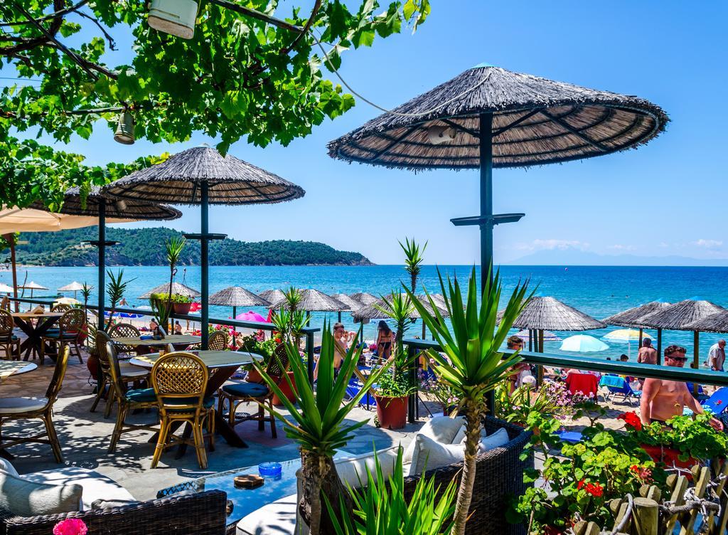 Piatsa Michalis Hotel Potos Exterior photo